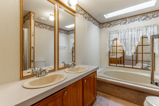 89 Bowling Road, Ringgold, GA 30736