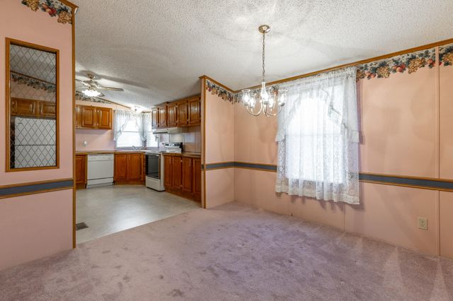 89 Bowling Road, Ringgold, GA 30736