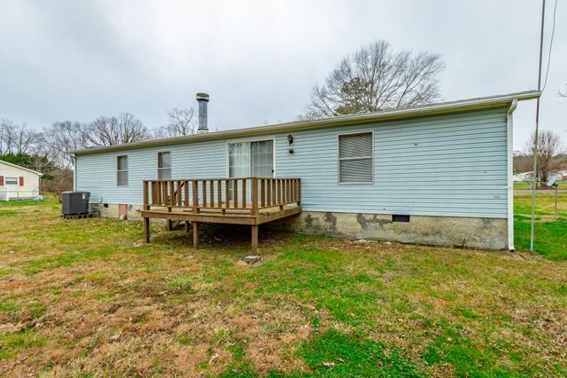 89 Bowling Road, Ringgold, GA 30736