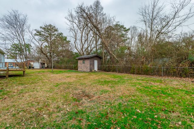 89 Bowling Road, Ringgold, GA 30736