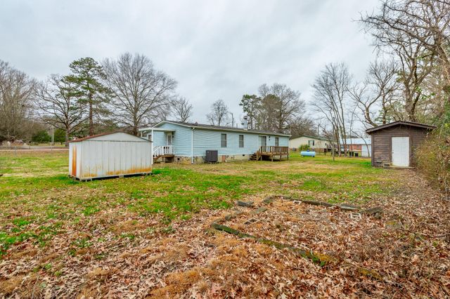 89 Bowling Road, Ringgold, GA 30736