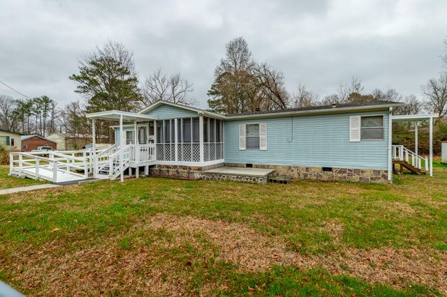 89 Bowling Road, Ringgold, GA 30736