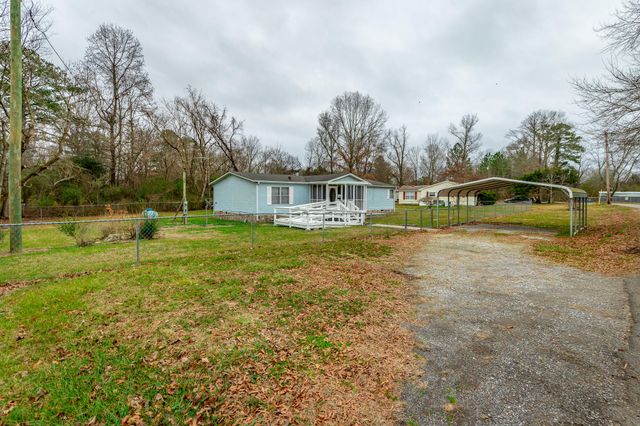 89 Bowling Road, Ringgold, GA 30736