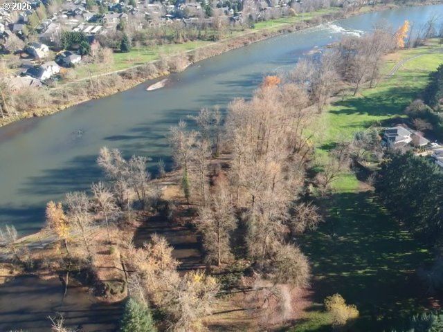 260 Greenleaf Ave, Eugene, OR 97401