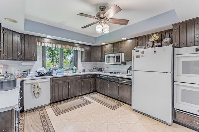 150 Shady Lane, Bartlett, IL 60103
