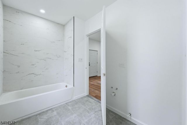 75 Washington St, East Orange City, NJ 07017