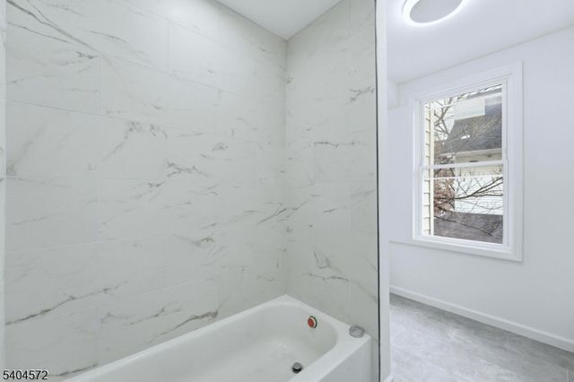 75 Washington St, East Orange City, NJ 07017