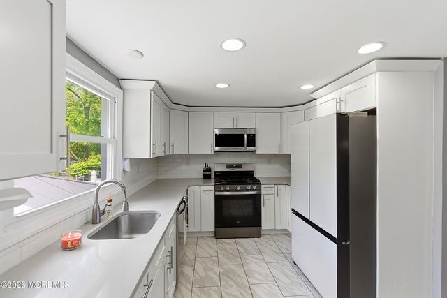 134 Lakeside Boulevard, Hamilton, NJ 08610