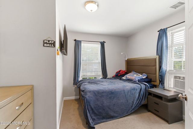134 Lakeside Boulevard, Hamilton, NJ 08610