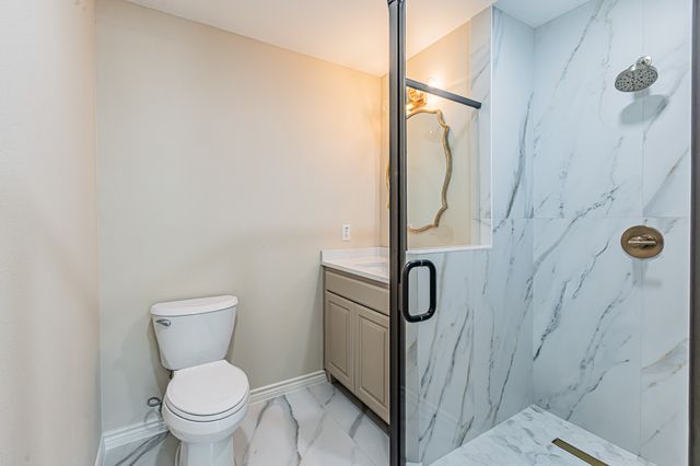 5700 Tracyne Drive, Westworth Village, TX 76114