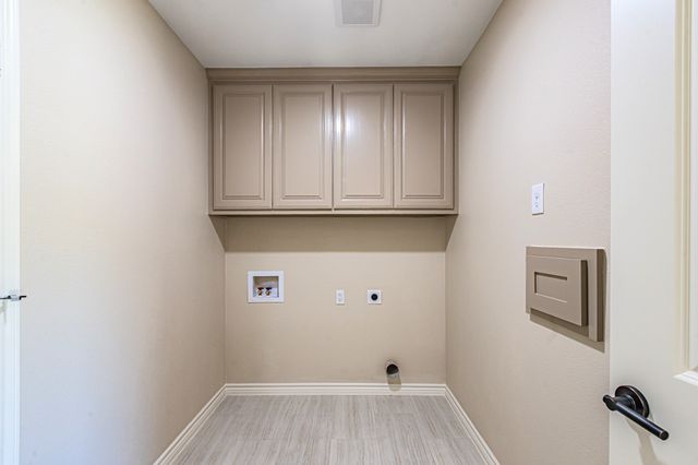 5700 Tracyne Drive, Westworth Village, TX 76114