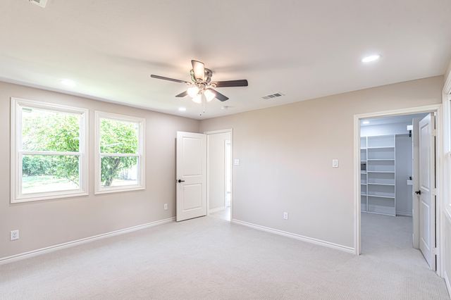 5700 Tracyne Drive, Westworth Village, TX 76114