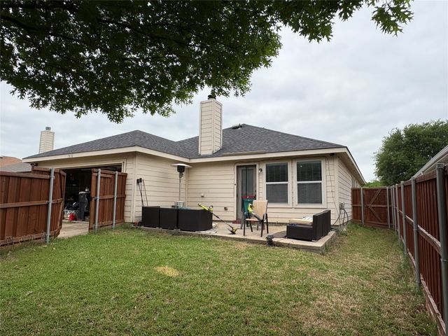 7810 Sickle Circle, Dallas, TX 75241