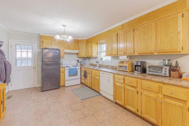 824 Diamond Circle, Lafayette, GA 30728