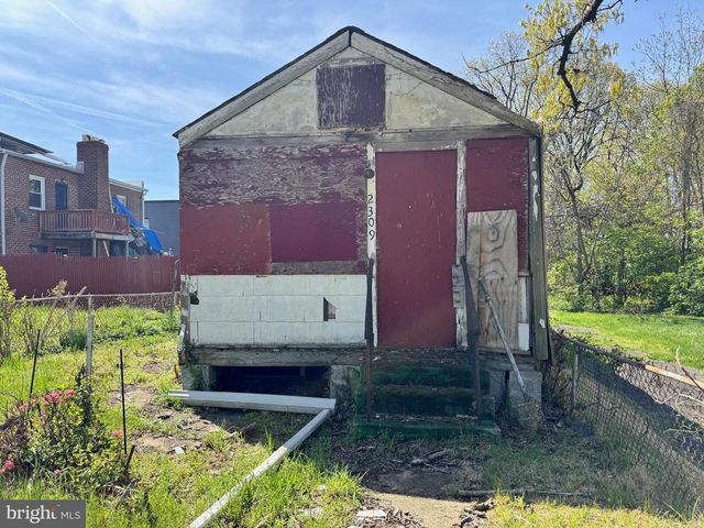 2309 IRVING ST SE, Washington, DC 20020