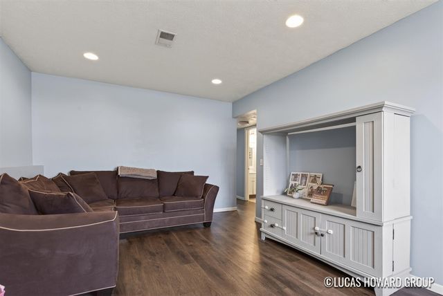 341 Pioneer Trail, Cedar Springs, MI 49319