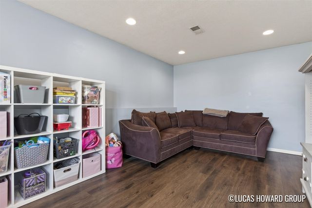 341 Pioneer Trail, Cedar Springs, MI 49319