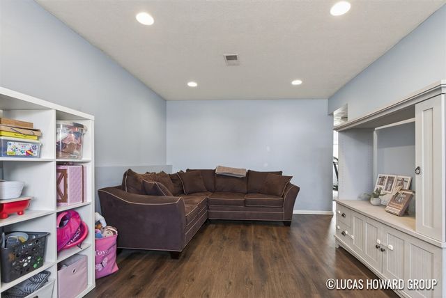 341 Pioneer Trail, Cedar Springs, MI 49319