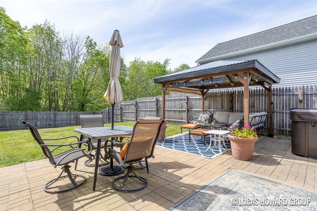 341 Pioneer Trail, Cedar Springs, MI 49319