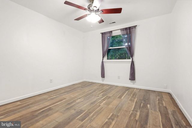 50 CAMBRIDGE AVE, Sicklerville, NJ 08081