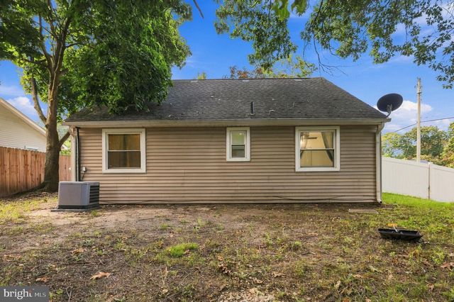 50 CAMBRIDGE AVE, Sicklerville, NJ 08081