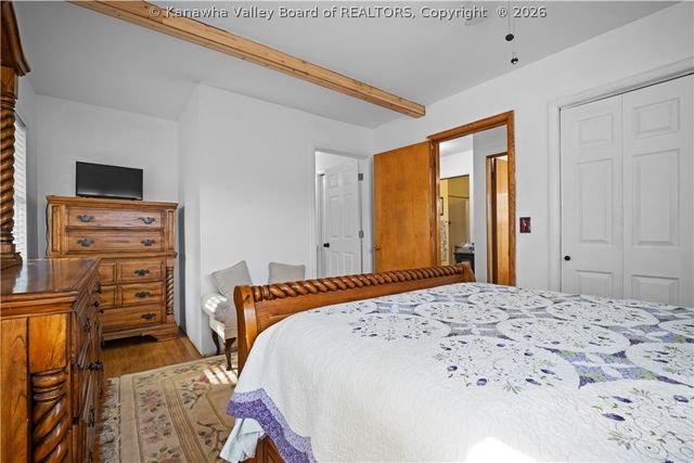1 Bridge Street, Winfield, WV 25213
