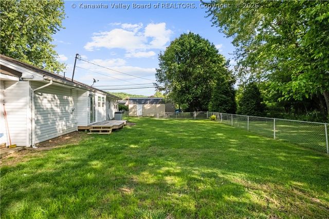1 Bridge Street, Winfield, WV 25213