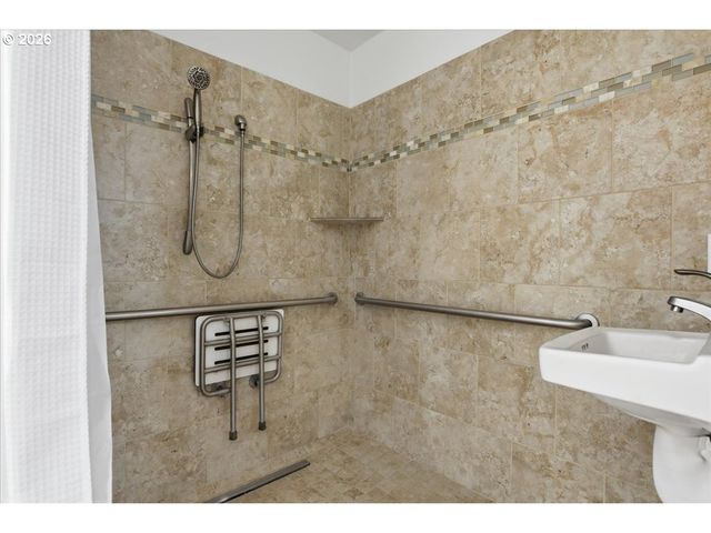 6209 IDAHO St, Vancouver, WA 98661