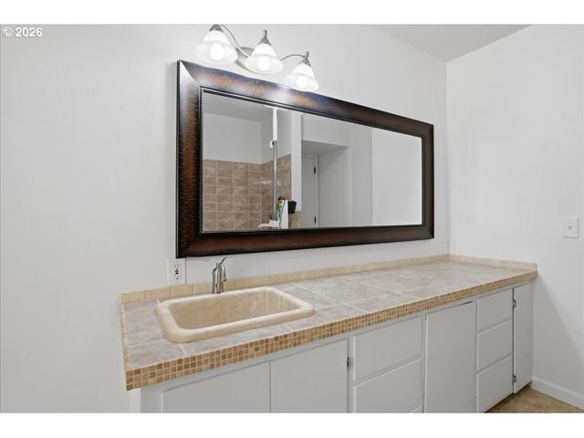 6209 IDAHO St, Vancouver, WA 98661