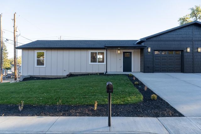 367 E Thom Street, Buffalo, WY 82834 property photo