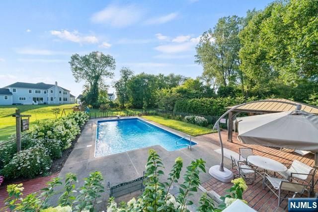 741 Charnwood Drive, Wyckoff, NJ 07481