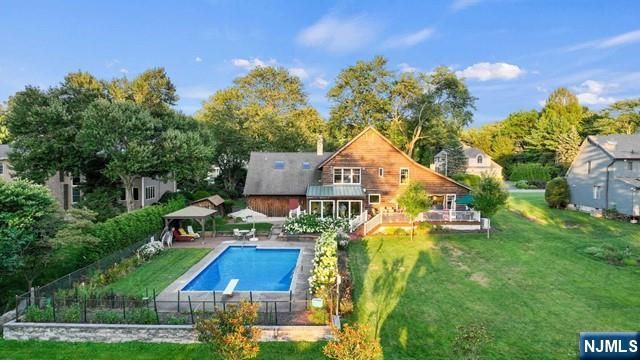 741 Charnwood Drive, Wyckoff, NJ 07481