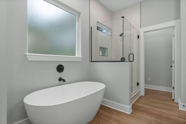 706 N F Street, Pensacola, FL 32501