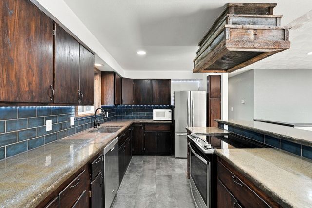11411 E 28TH Ave Ave, Spokane Valley, WA 99206
