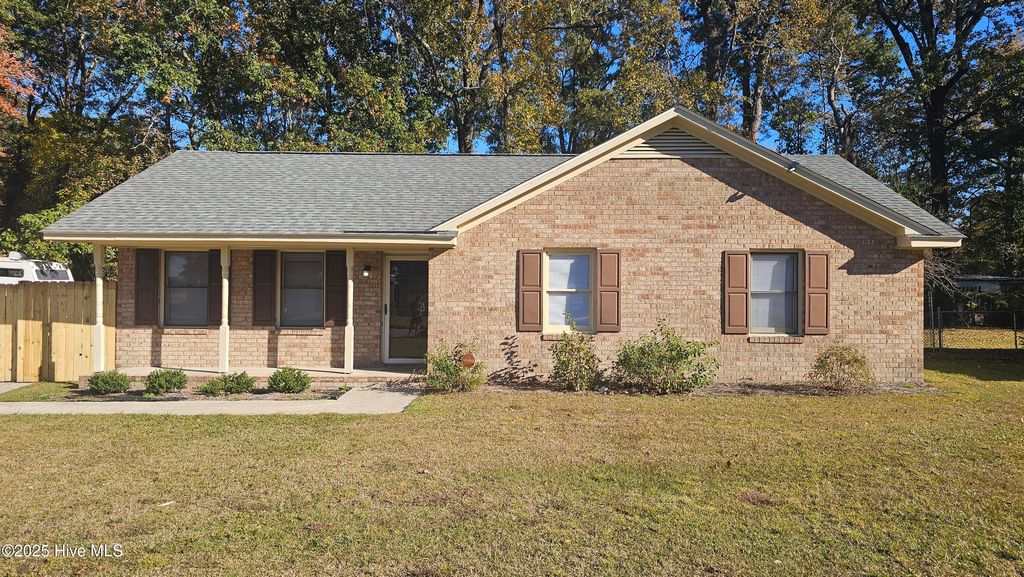 113 E Catawba Road, Greenville, NC 27834