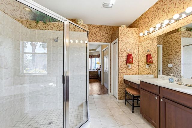 5674 BLUE HERON CIRCLE, North Port, FL 34287