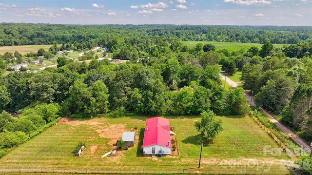 2596 Midnight Drive, Claremont, NC 28610