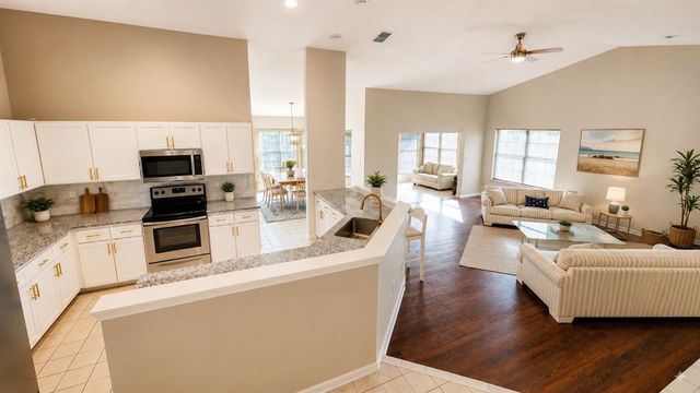 13036 TOPFLITE COURT, Hudson, FL 34669