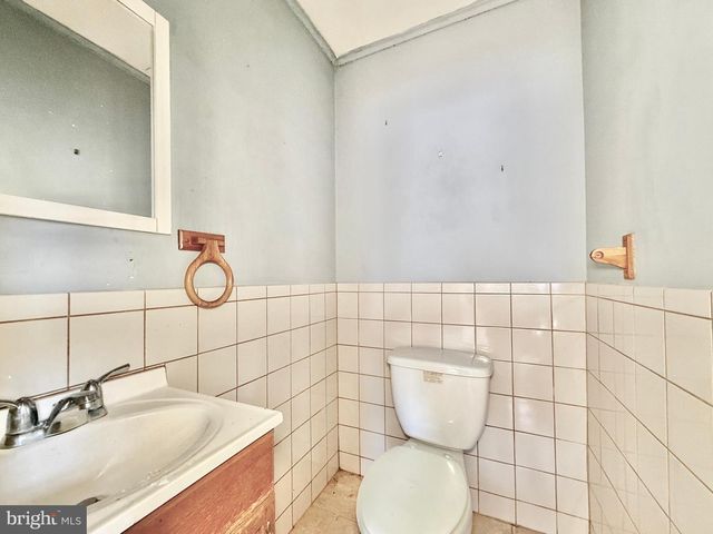 6321 CROCUS ST, Mays Landing, NJ 08330