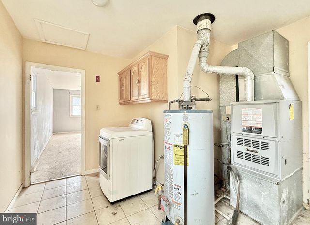 6321 CROCUS ST, Mays Landing, NJ 08330