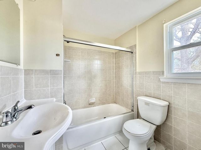 6321 CROCUS ST, Mays Landing, NJ 08330
