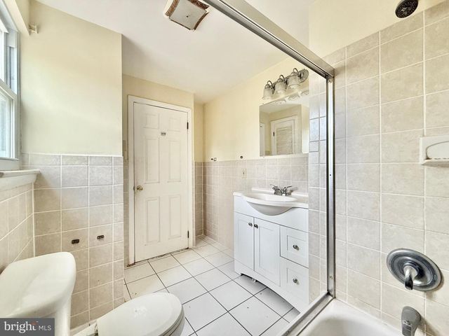 6321 CROCUS ST, Mays Landing, NJ 08330