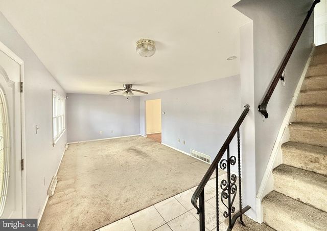 6321 CROCUS ST, Mays Landing, NJ 08330