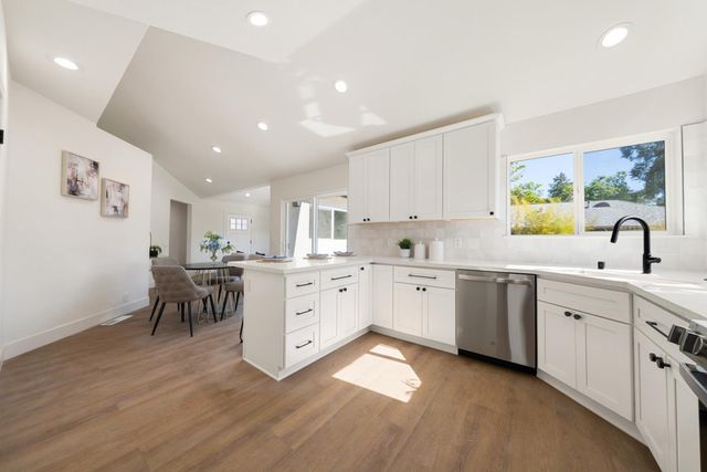 209 Channel Hill Rd, Auburn, CA 95603