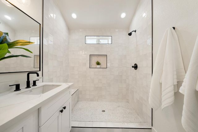 209 Channel Hill Rd, Auburn, CA 95603