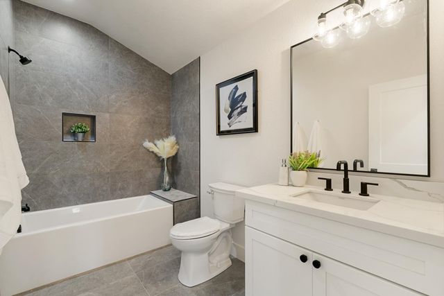 209 Channel Hill Rd, Auburn, CA 95603