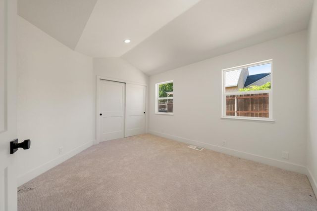 209 Channel Hill Rd, Auburn, CA 95603