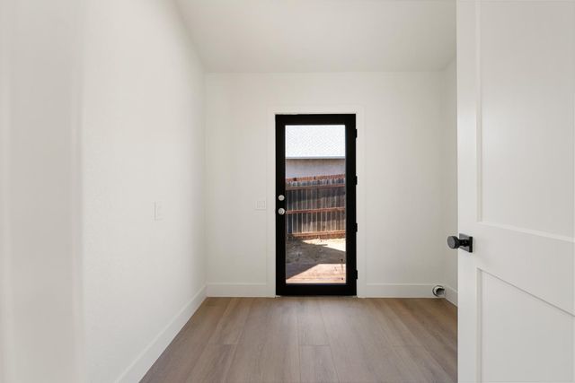 209 Channel Hill Rd, Auburn, CA 95603