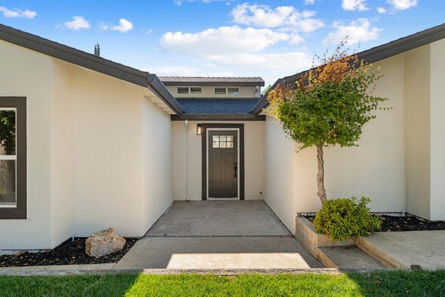 209 Channel Hill Rd, Auburn, CA 95603