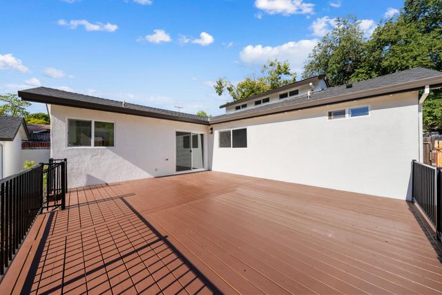 209 Channel Hill Rd, Auburn, CA 95603